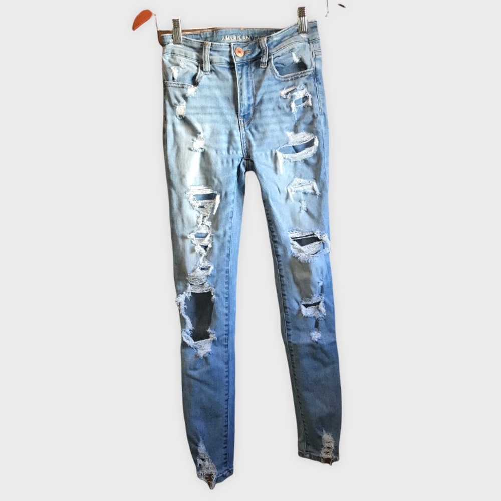 American Eagle Distressed High Rise Jegging Next Level Stretch / Women’s Size 0
